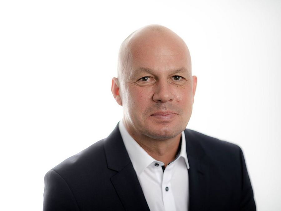 Arndt Brouwers verstärkt als Senior Immobilienvertrieb das Team von BÖCKER-Wohnimmobilien in Duisburg Arndt Brouwers verstärkt als Senior Immobilienvertrieb das Team von BÖCKER-Wohnimmobilien in Duisburg